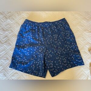 Chubbies Navy and Light Blue Geometric Swim Trunks Size L
